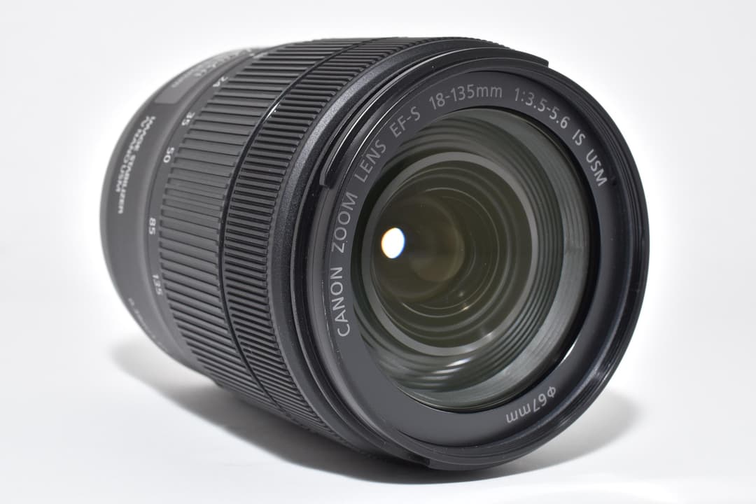 レンズ(ズーム) Canon EF-S 18-135mm 3.5-5.6 IS USM