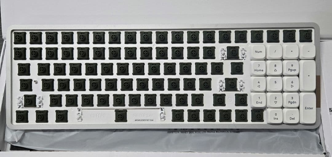 lofree　flow　100 キーボード　ロープロファイル　他キーキャップ付き