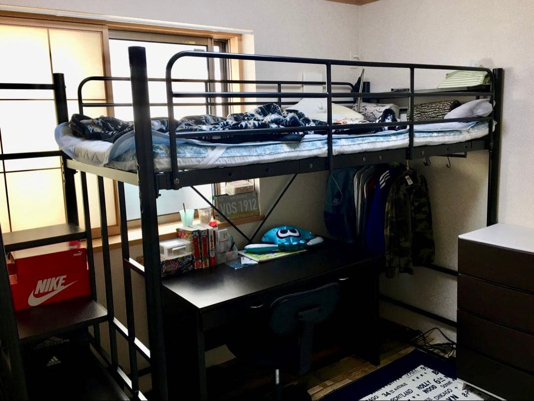 SHOW ロフトベッド 階段付き　引き取り限定(足立区)