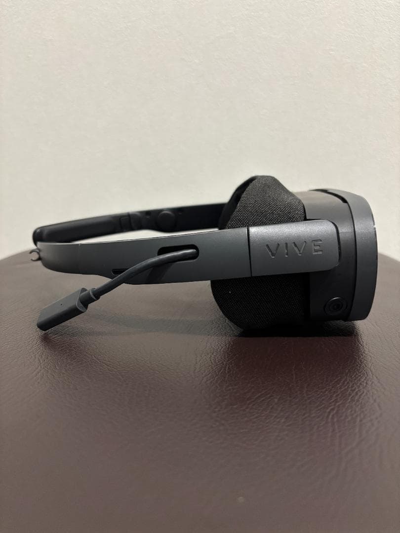 スタンドアロンVRゴーグル (VIVE XR Elite)