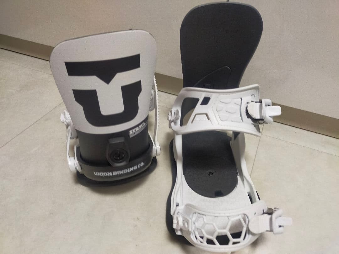 UNION BINDING CO. STRATA ホワイト/ブラックSサイズ