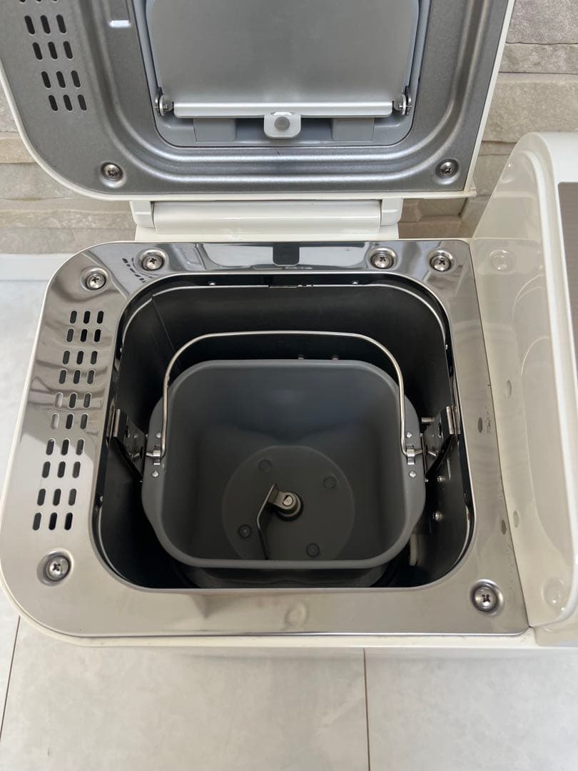 【美品】Panasonic ライスブレッドクッカー SD-RBM1000ホワイト