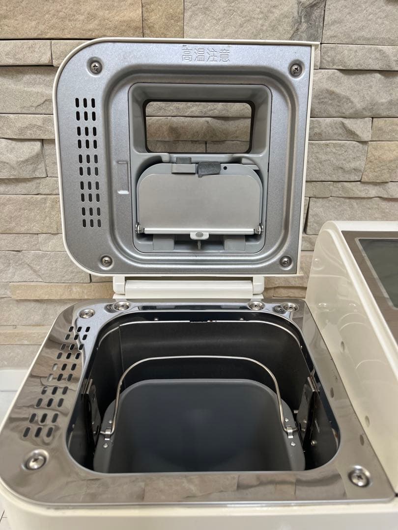 【美品】Panasonic ライスブレッドクッカー SD-RBM1000ホワイト