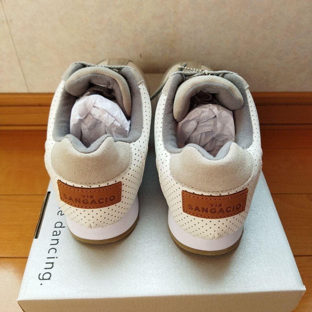via SANGACIO スニーカー ホワイト/グレー