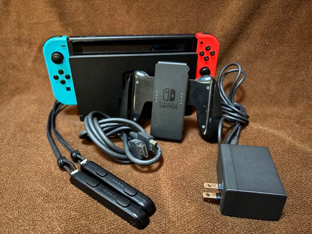 【美品】Nintendo Switch 赤/青 Joy-Con 本体
