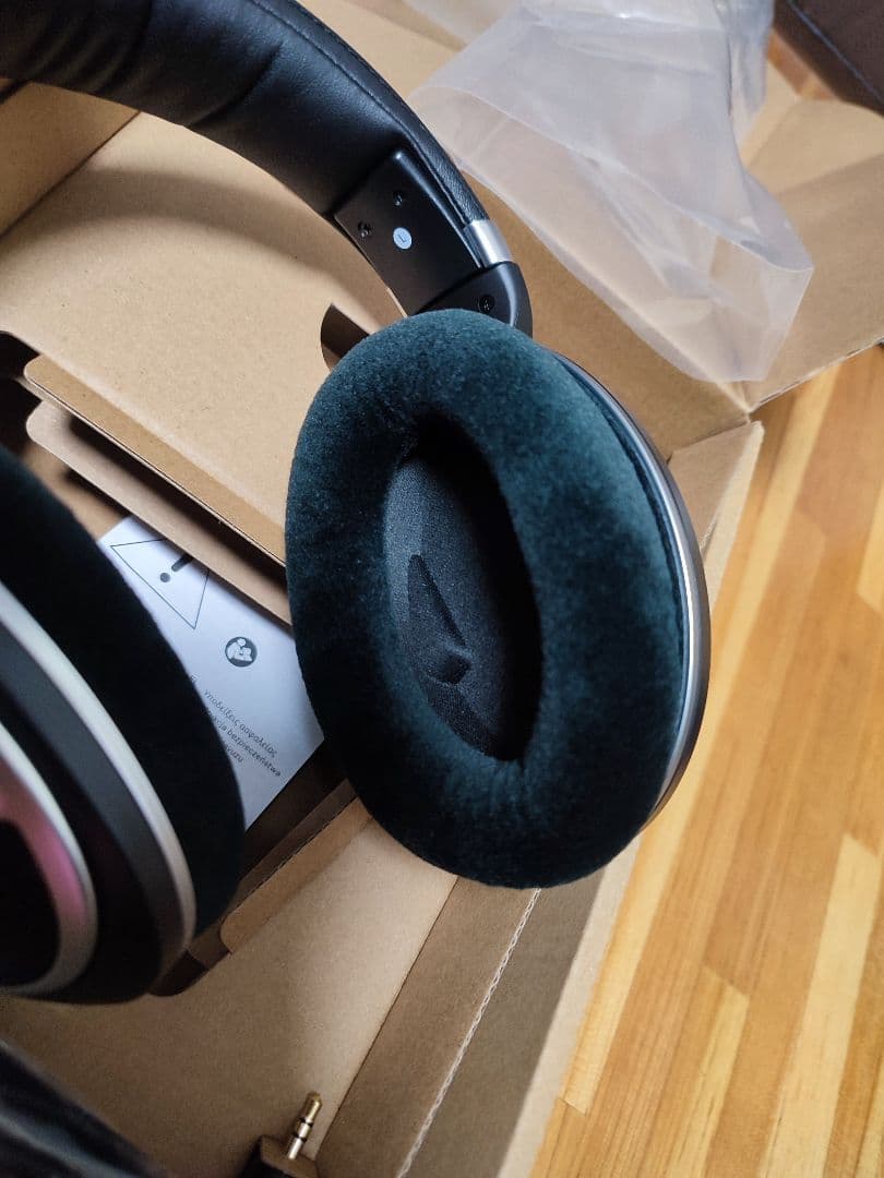 【セット】ゼンハイザー HD599SE + 純正 4.4mmバランスケーブル