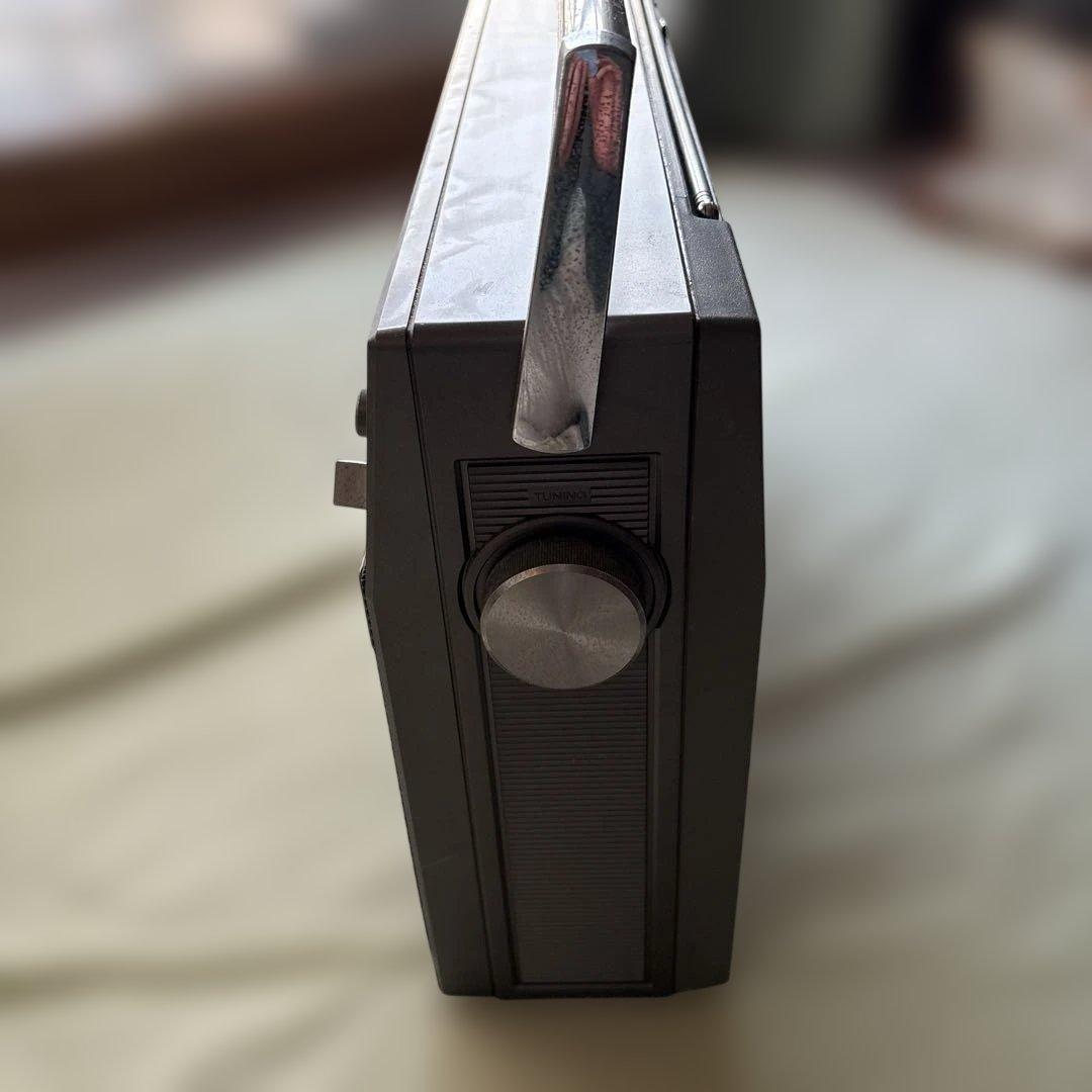 昭和レトロ品★National ラジカセ カセットテーププレーヤー　単2電池8個