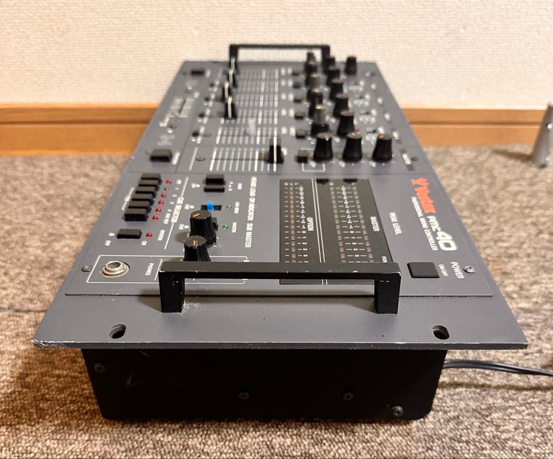 Vestax PMC40 ハードケース付き DJミキサー 本体