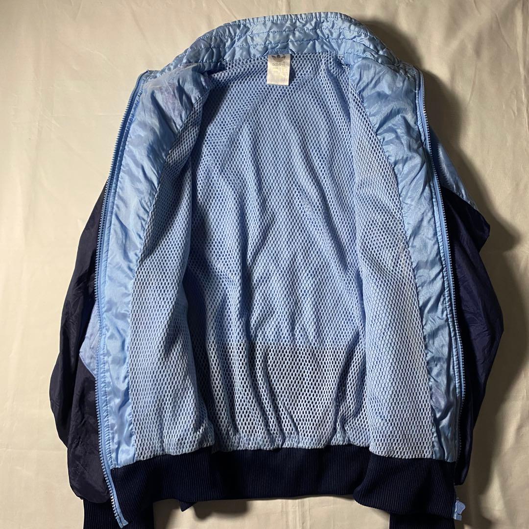 同色同型 adidas 90s ナイロンジャケット