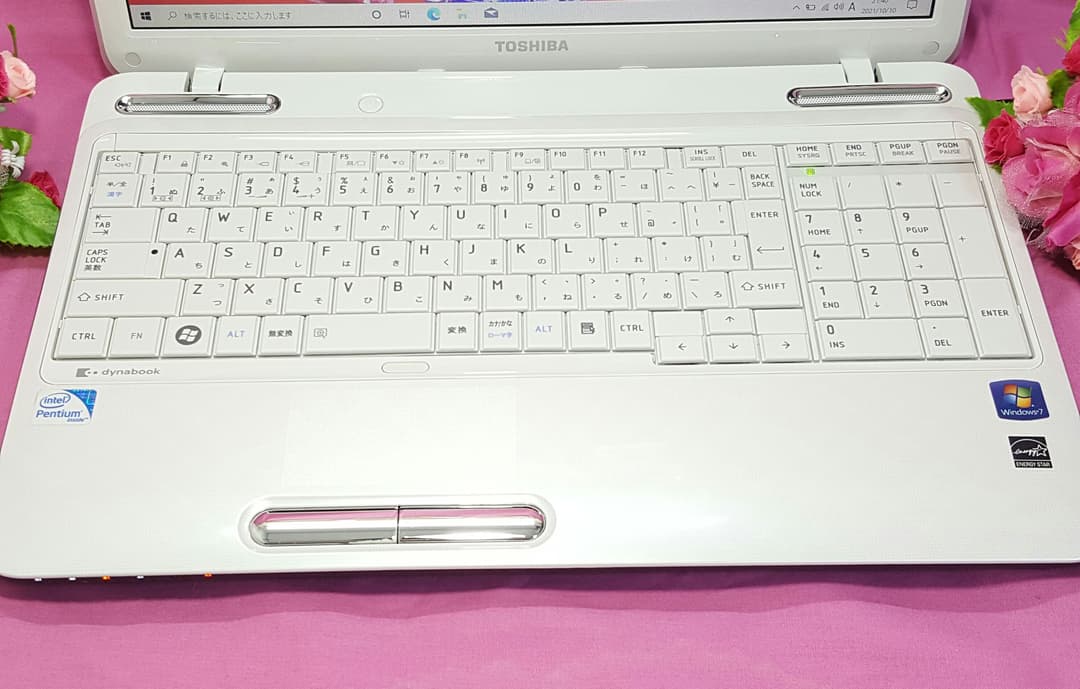 ホワイト✱Dynabook✱Win10✱大容量✱メモリ4G✱オフィス✱テンキ付♪