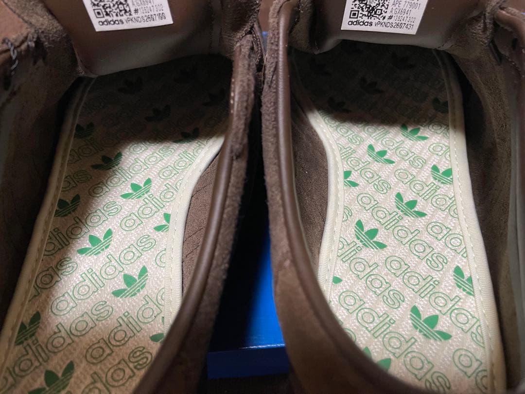 adidas Tobacco Gruen スニーカー タバコ グルーエン