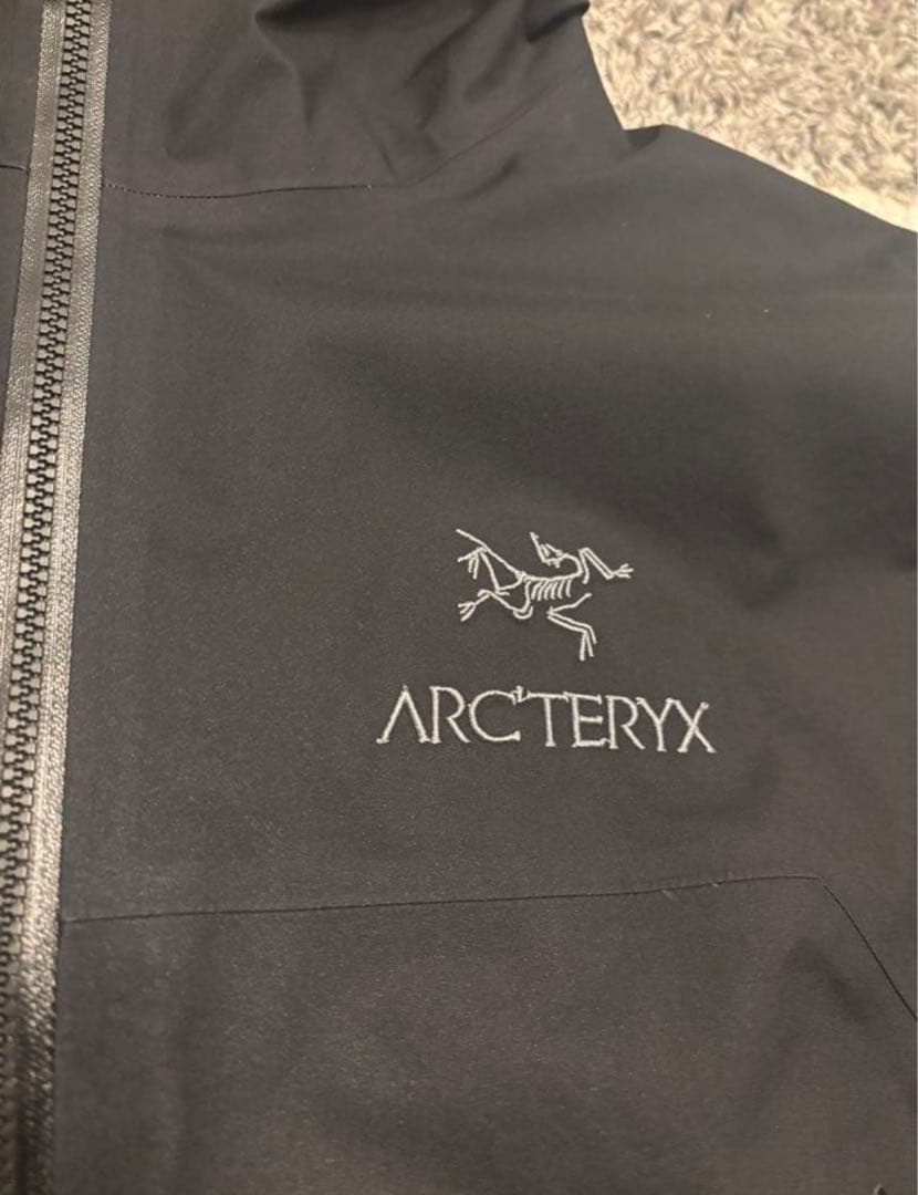 わ*べ様 ARC'TERYX フード付きジャケット Mサイズ ブラック