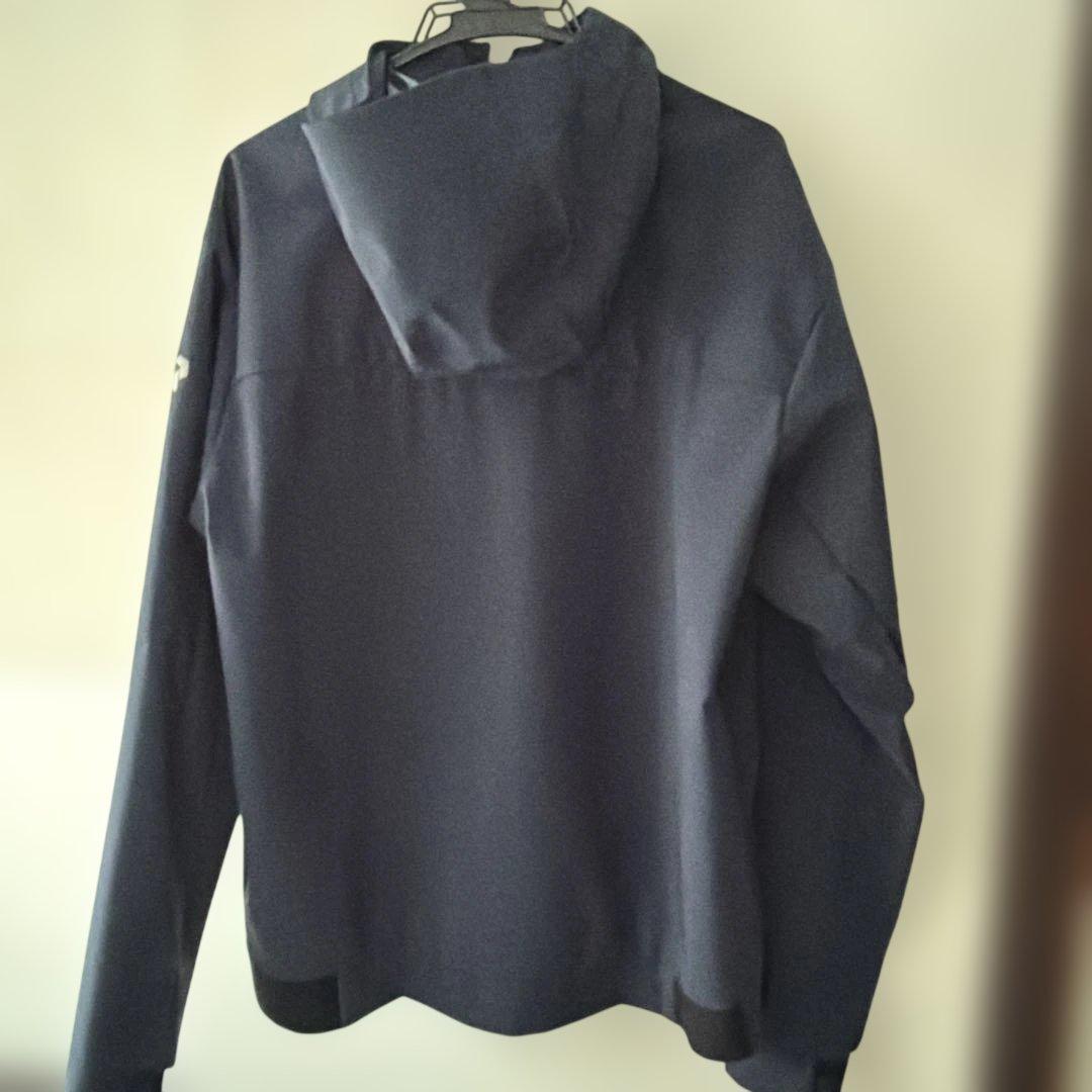 ジャケット・アウター Peak Performance ADVENTURE HOOD JACKET