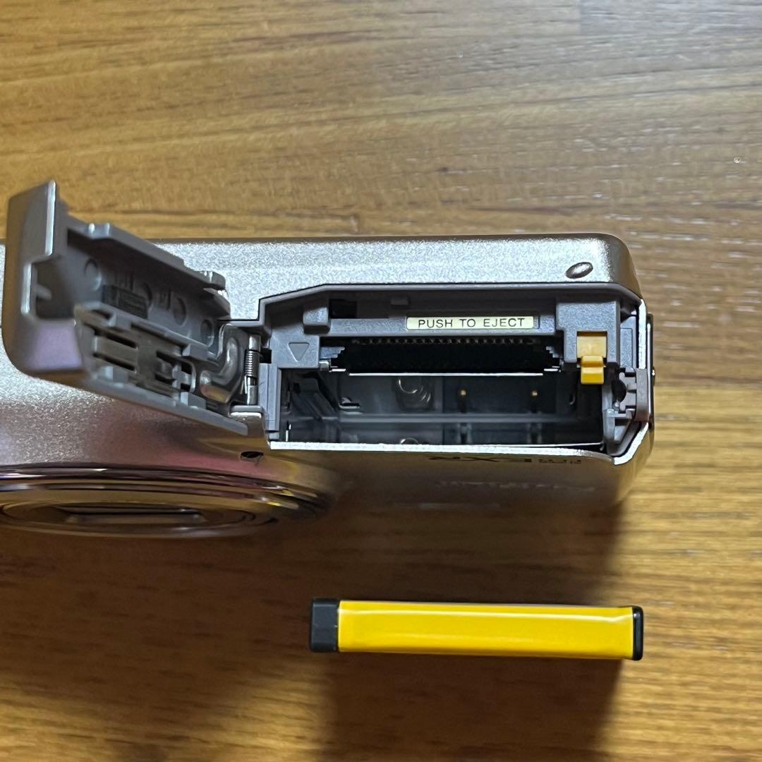 FUJIFILM FINEPIX F200 EXR デジカメ 動作未確認 美品