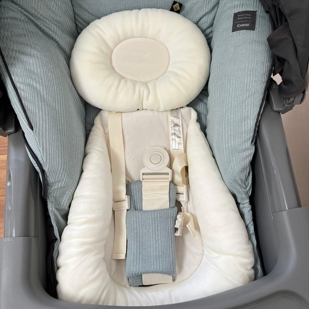 【Combi】ネムリラ AUTO SWING