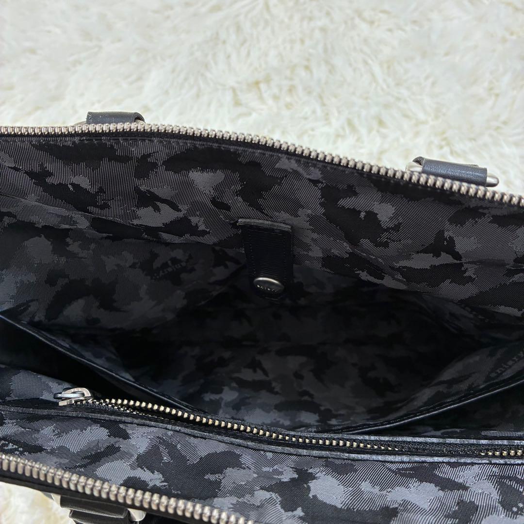 aniary アニアリ　ビジネスバッグ　ブリーフケース　レザー　ブラック　黒