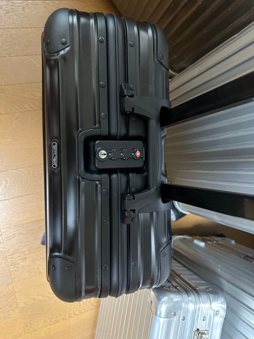 えんおむすび　リモワ ステルス　ビジネストロリー