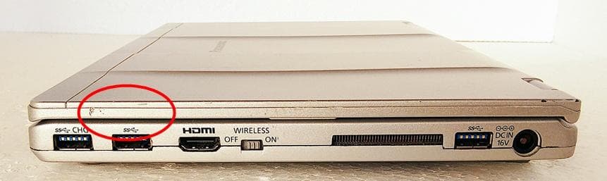 軽量コンパクト　Panasonic CF-SZ6