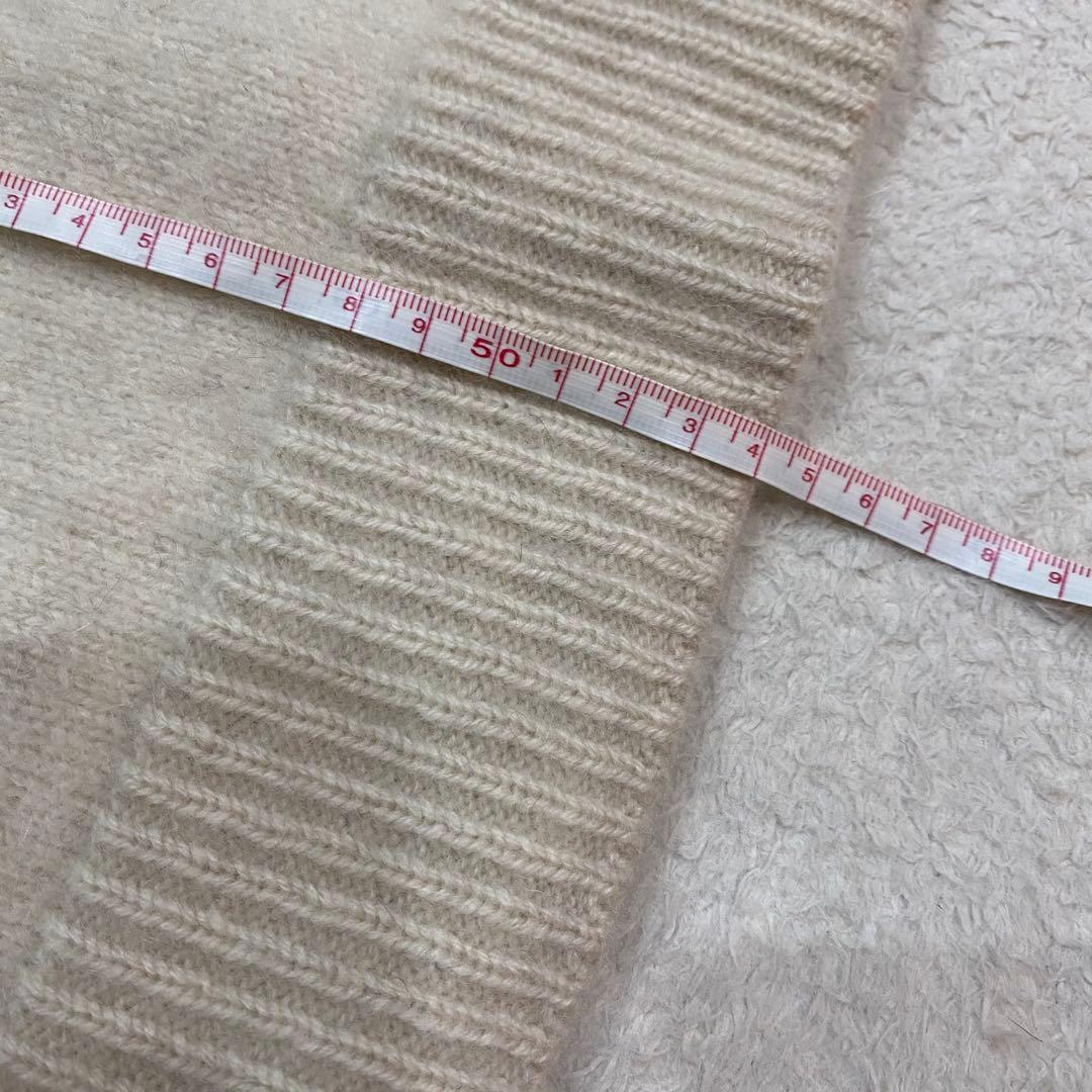 【みすけ】2023年モデル　ビアズリー　ホワイトヤクプルオーバー