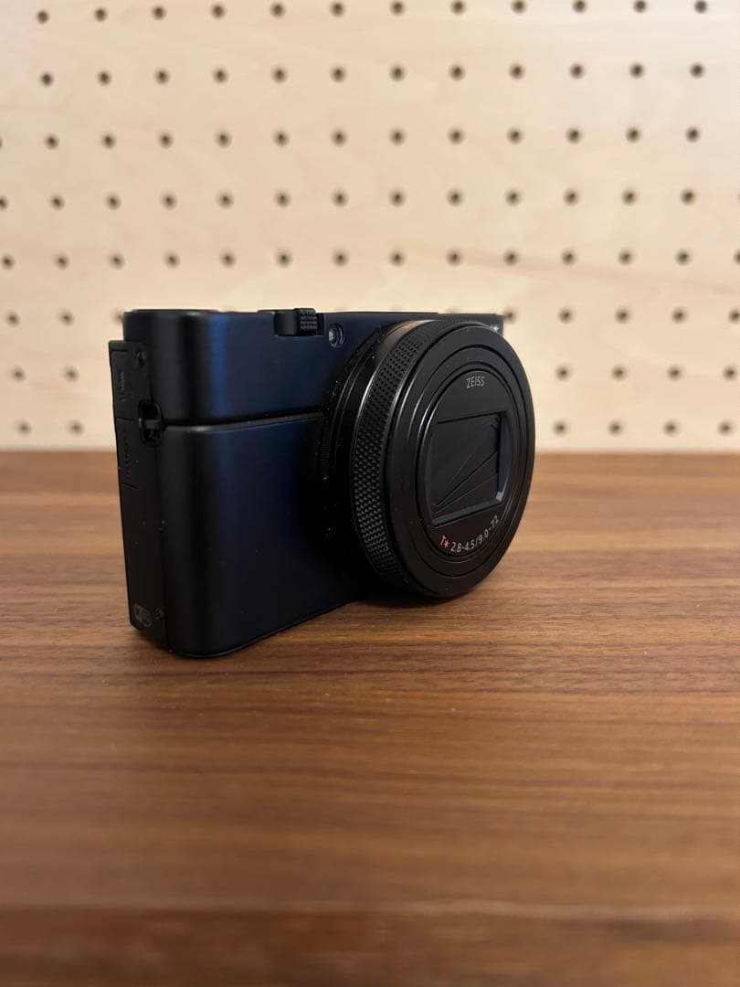 デジタルカメラ SONY Cyber-shot DSC-RX100M6