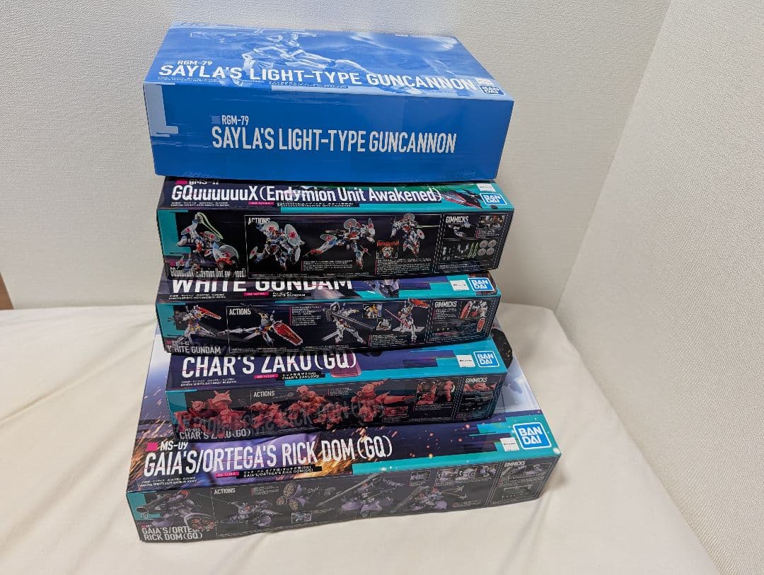 エンディミオン、白いガンダム,シャアザク、セイラ軽キャノン、リックドムセット品