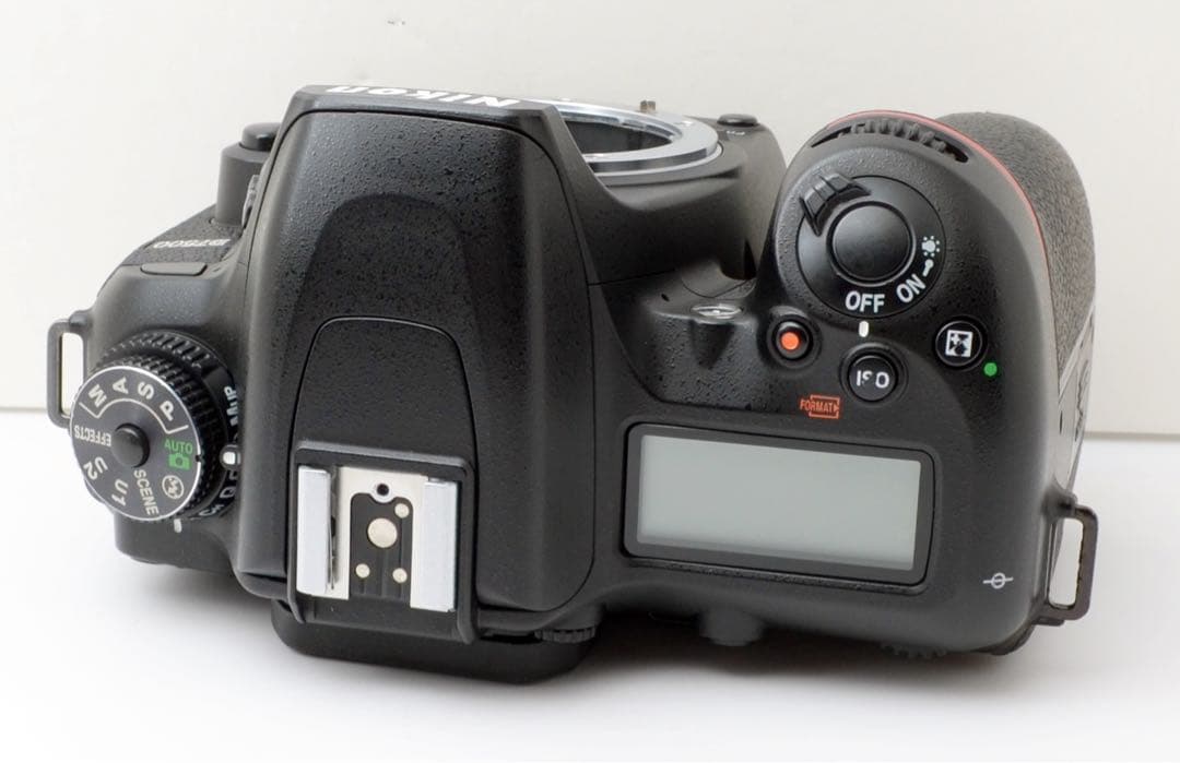 ボディのみ！Nikon D7500★S数少★Wi-Fi内蔵★すぐ使える