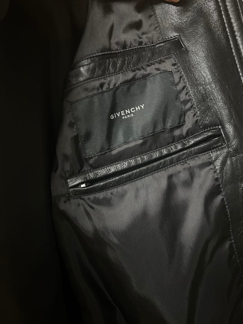 Givenchy by Riccard Tisci レザージャケット