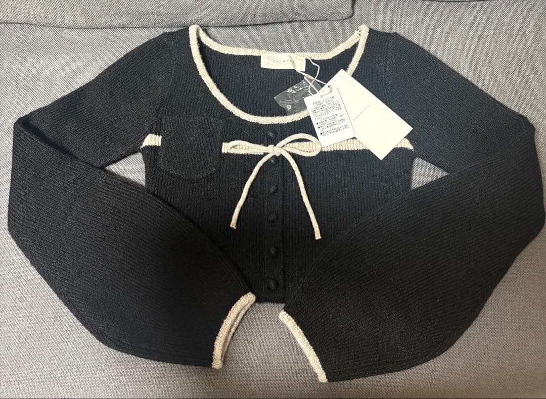 andmary アンドマリー Abbie ribbon tops