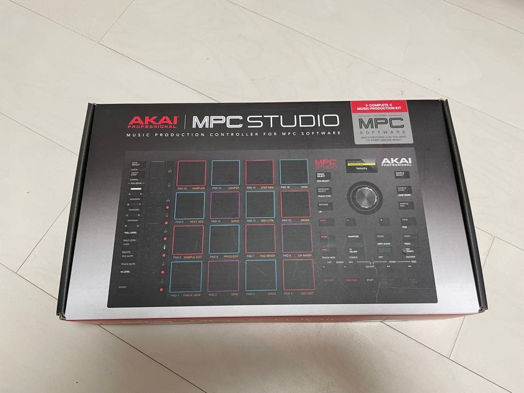 DJ機材 AKAI MPC STUDIO