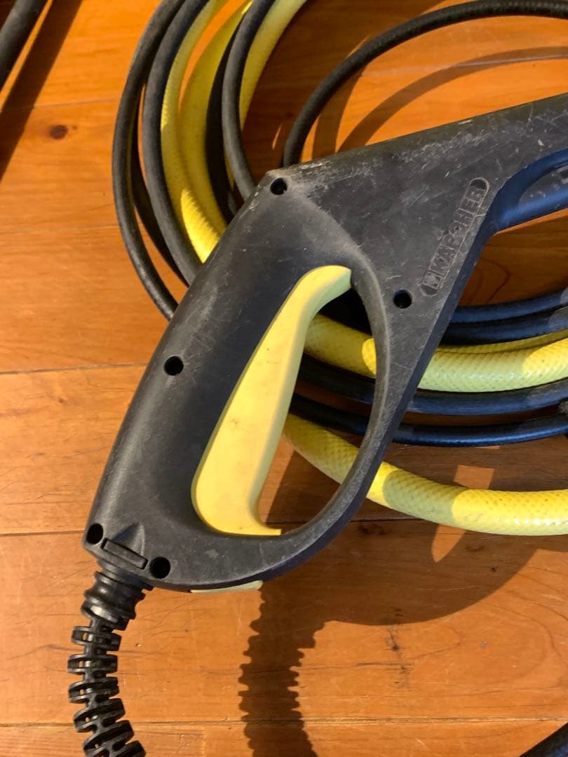 ケルヒャー 高圧洗浄K3.70回転ネジタイプ 動作確認済み K3 洗車 外壁