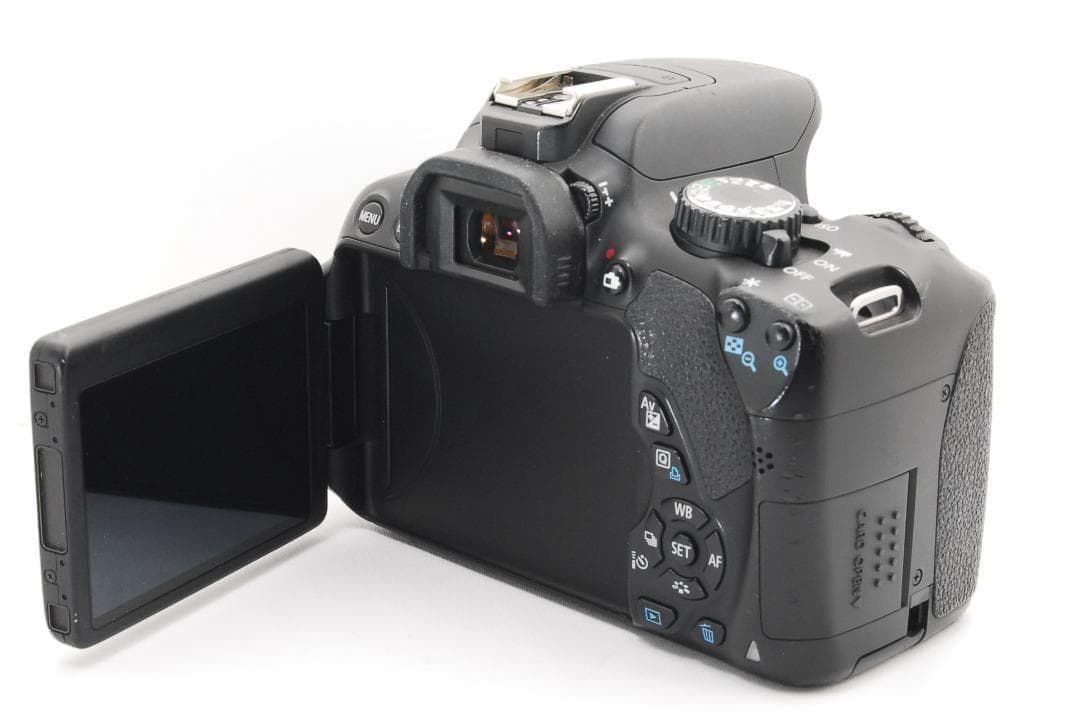 Canon EOS kiss x6i 画面反転でタッチパネル搭載！高画質♪