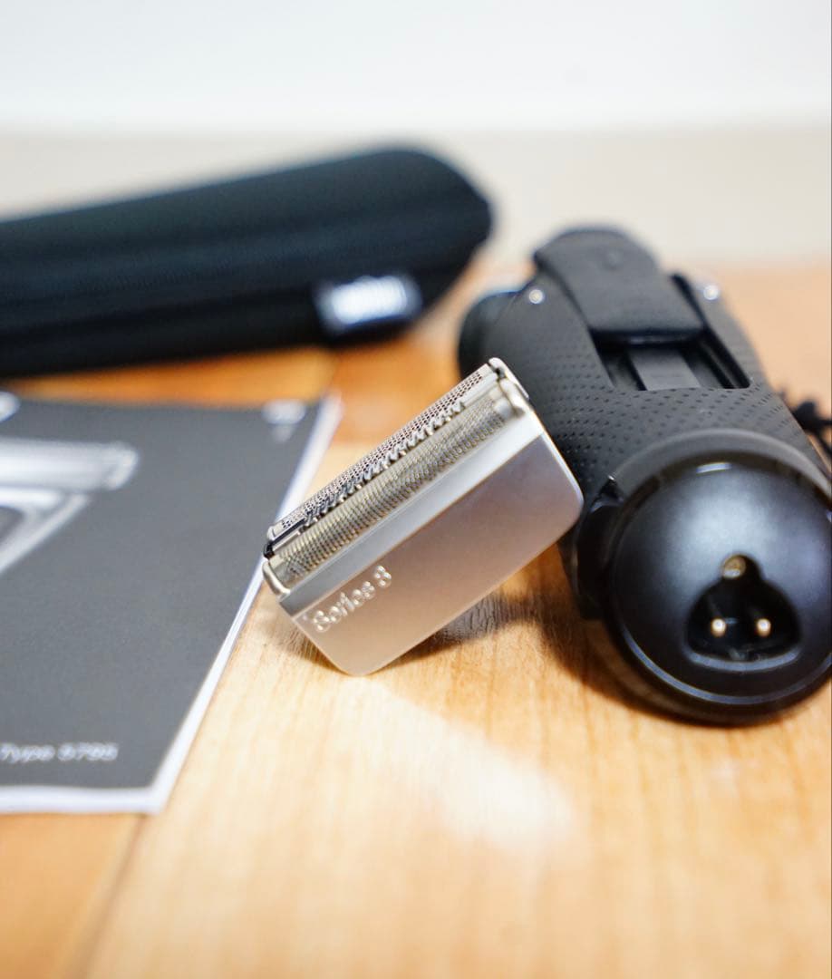 【美品】Braun Series 8 メンズ電気シェーバー ブラウンシリーズ8