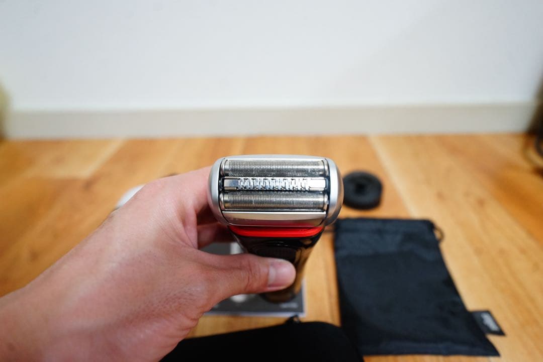 【美品】Braun Series 8 メンズ電気シェーバー ブラウンシリーズ8