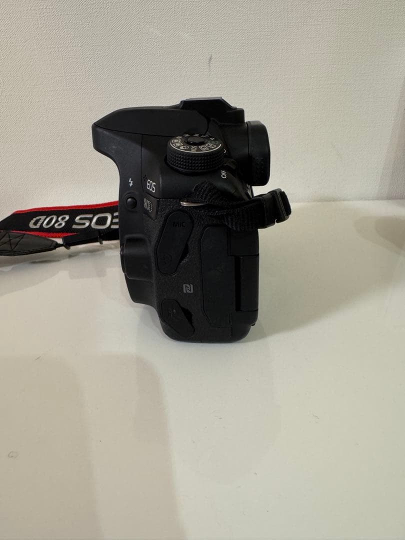 Canon EOS 80D デジタル一眼レフ 本体と付属品