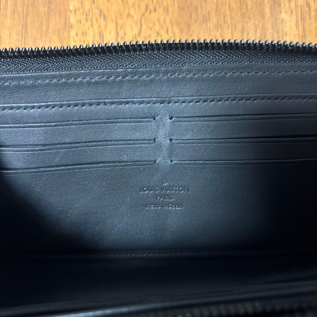 ルイヴィトン アエログラム ジッピードラゴンヌ トリヨン　クラッチバッグ　財布