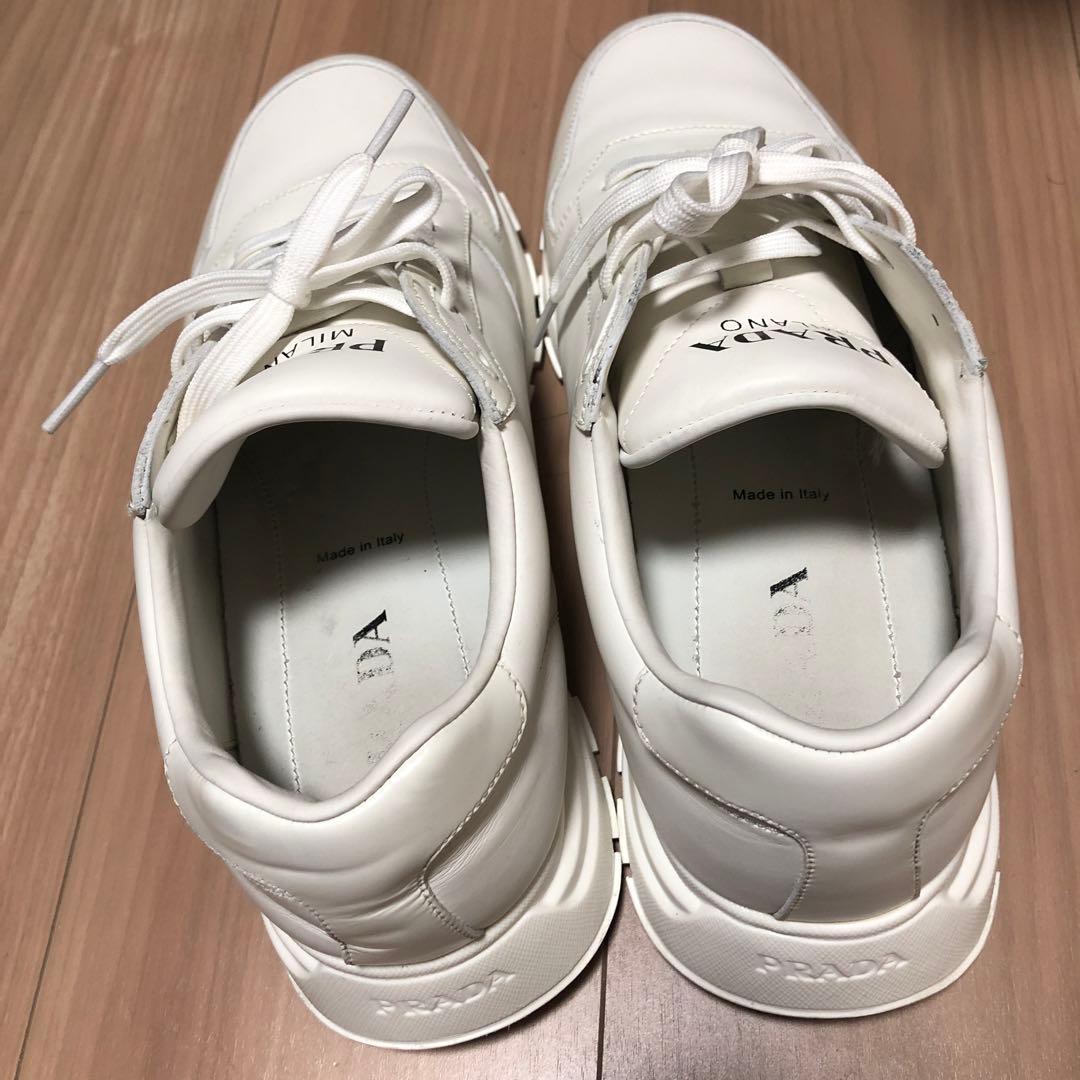 プラダ PRAX 01 Re-Nylon xブラッシュドレザー スニーカー