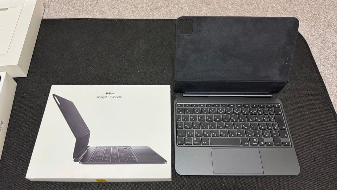 iPad pro 11インチM4 1TB ＋Magic keyboard