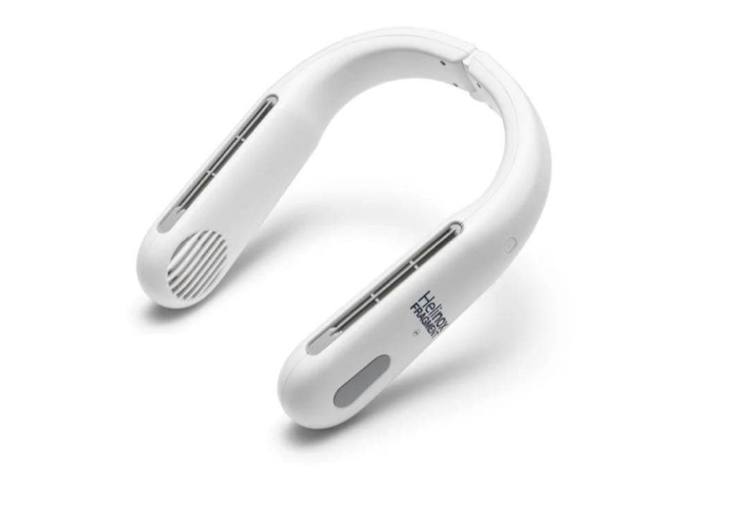 fragmentdesign × helinox neck fan