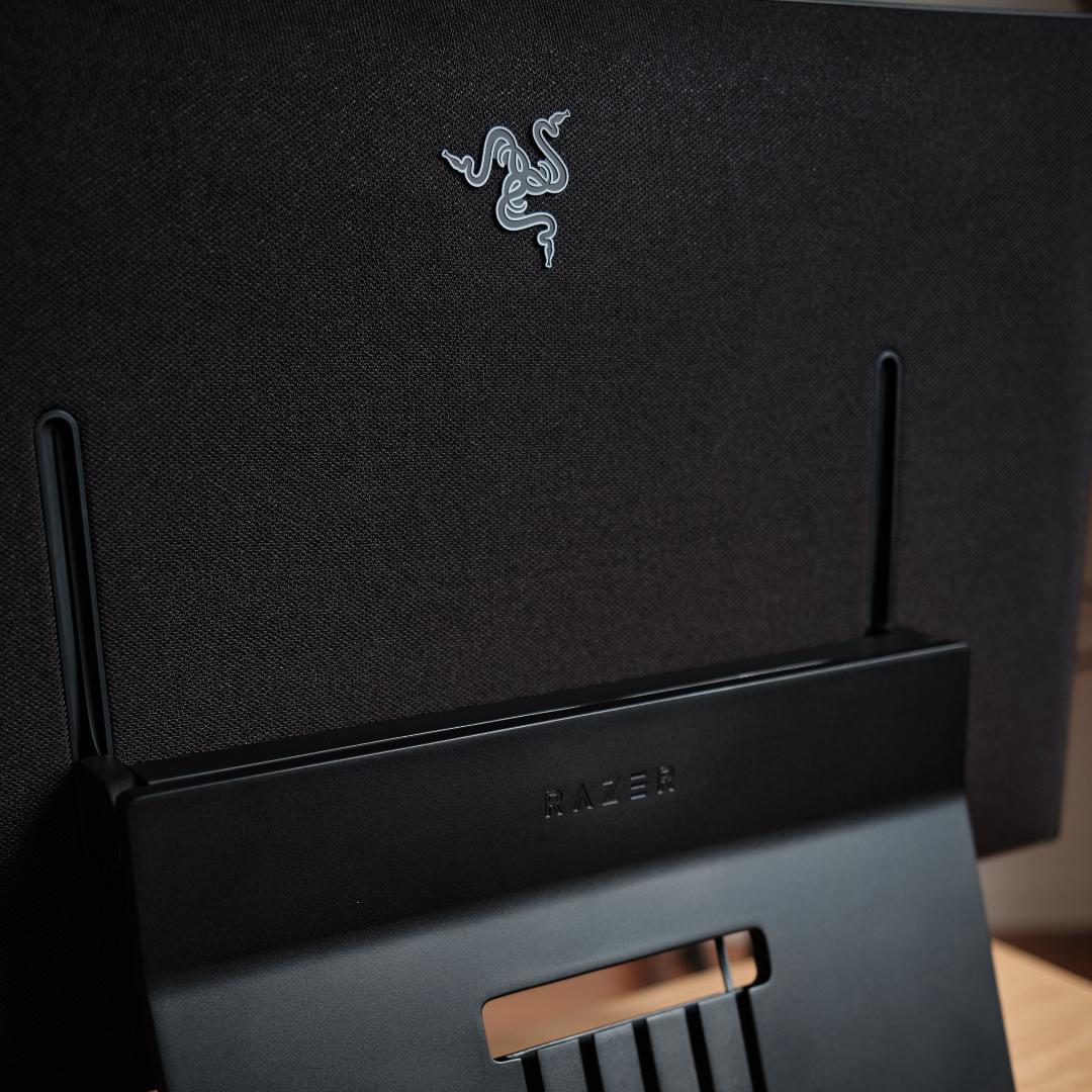 RAZER RAPTOR 27 ゲーミングモニター