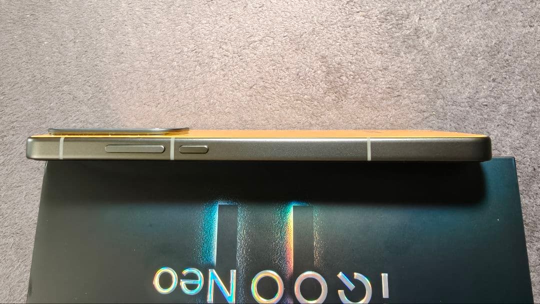 VIVO IQOO NEO 11 12-256gb SIMフリー オレンジ