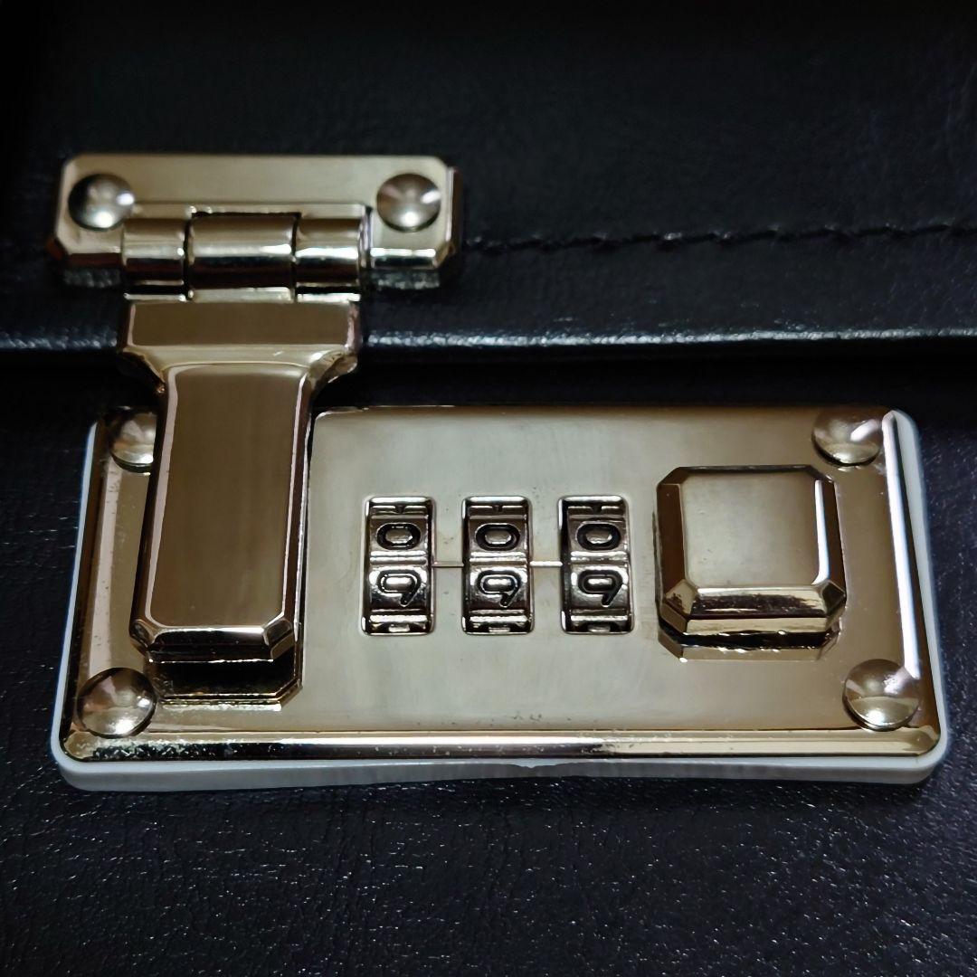 WORLD TRUNK キャリーケース 35L