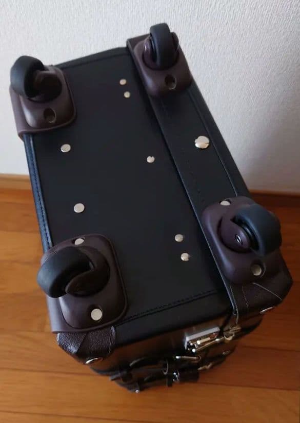 WORLD TRUNK キャリーケース 35L