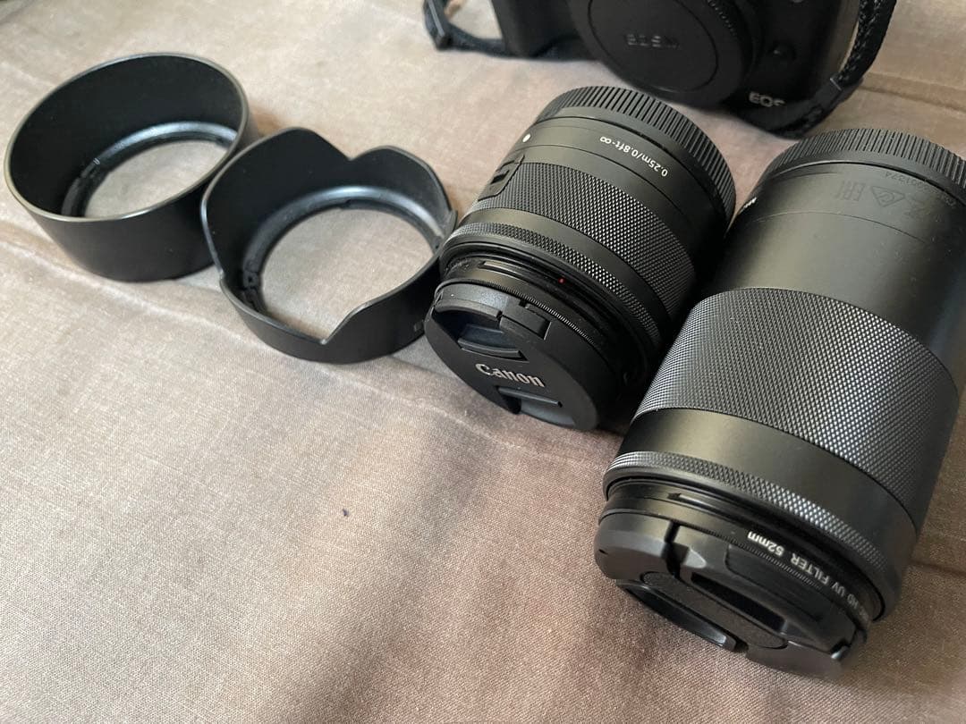 Canon eoskissM ダブルズームキット