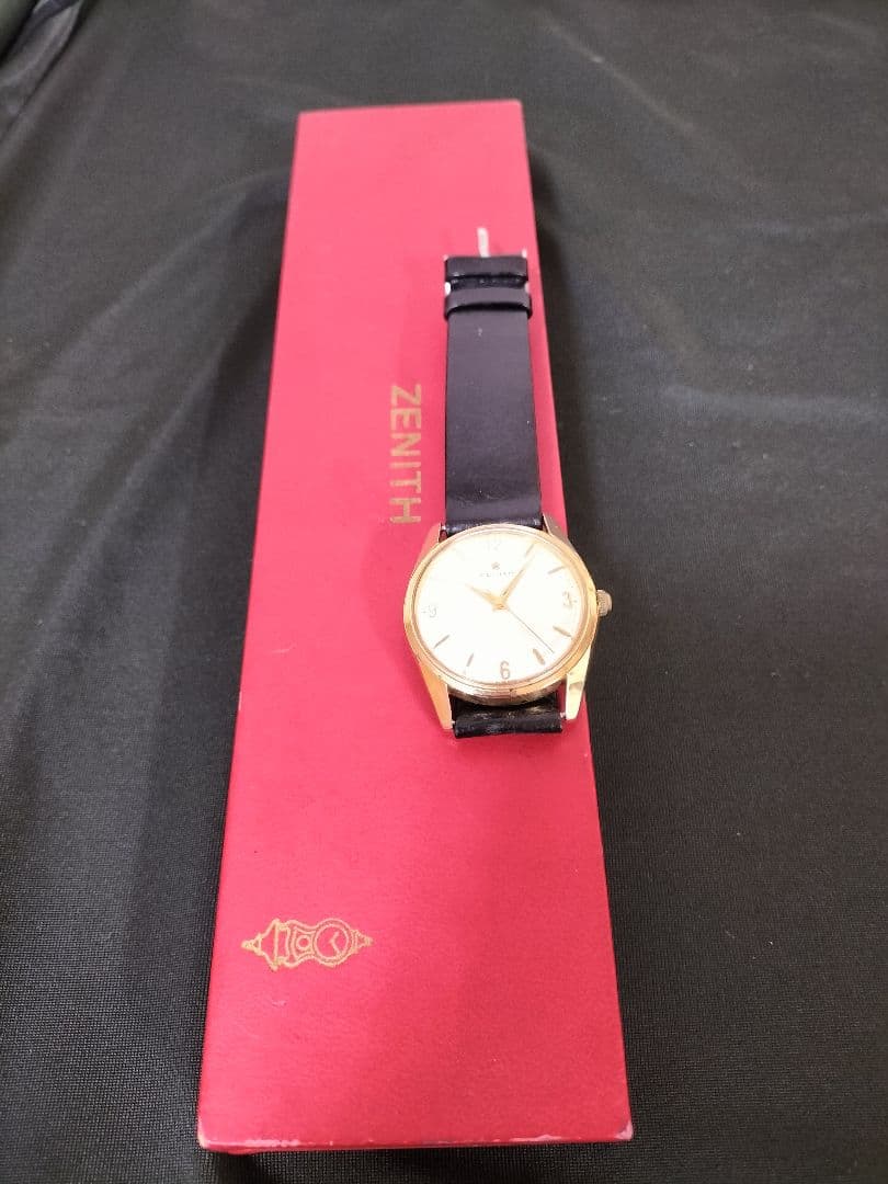 ゼニス ヴィンテージ手巻き時計 メンズ　ZENITHベルトBOX付き稼働中