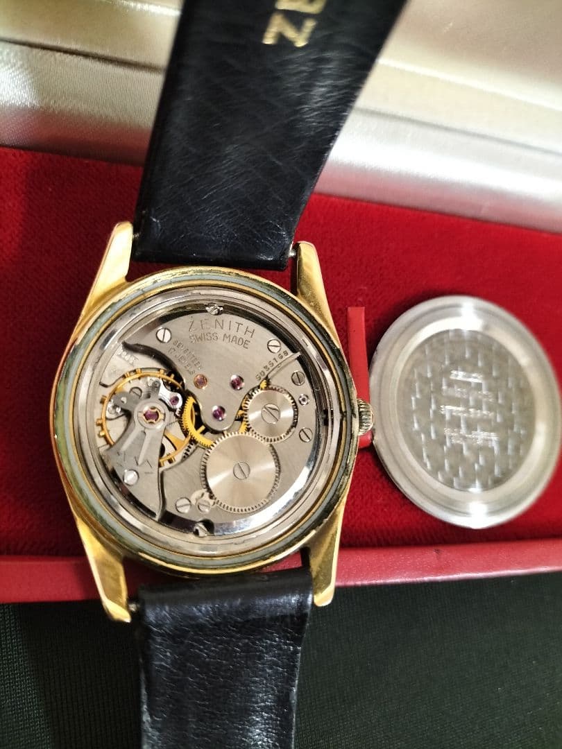 ゼニス ヴィンテージ手巻き時計 メンズ　ZENITHベルトBOX付き稼働中