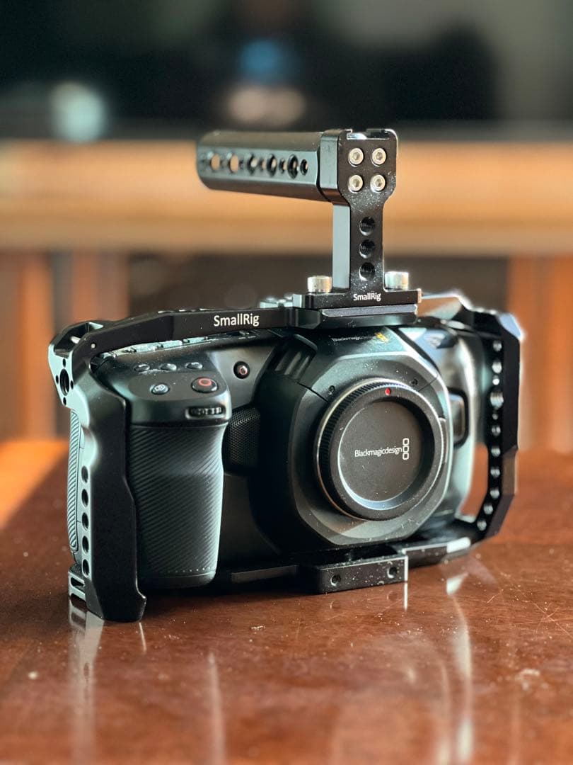 bmpcc4k本体とアクセサリー類