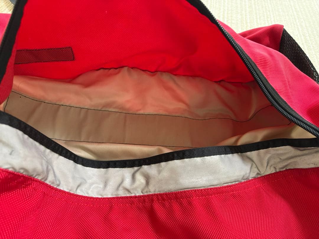 patagonia メッセンジャーバック　レッド　usa製　90s 美品