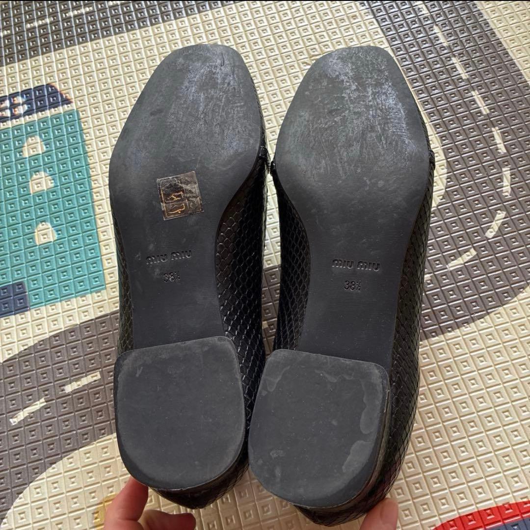 極美品✨miumiu 黒　ビジュー　クロコ　牛革　ローヒールパンプス　25cm