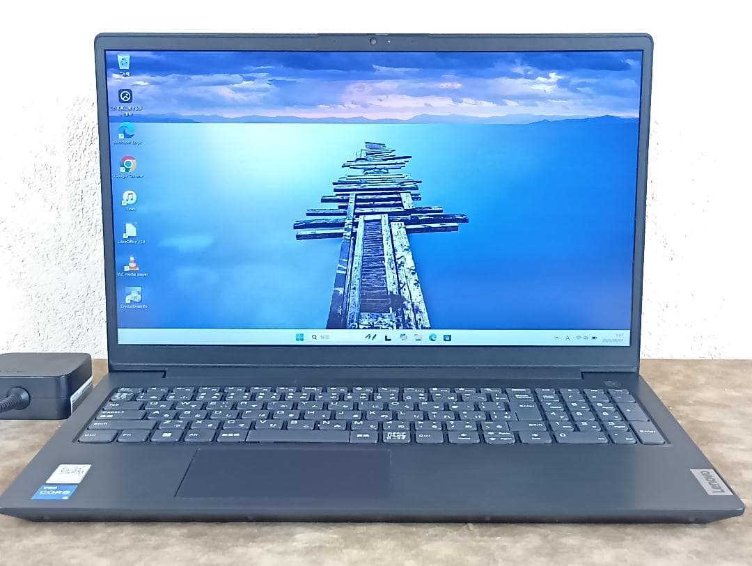 fake is crime機 Lenovo V15 Gen5 i5/24G