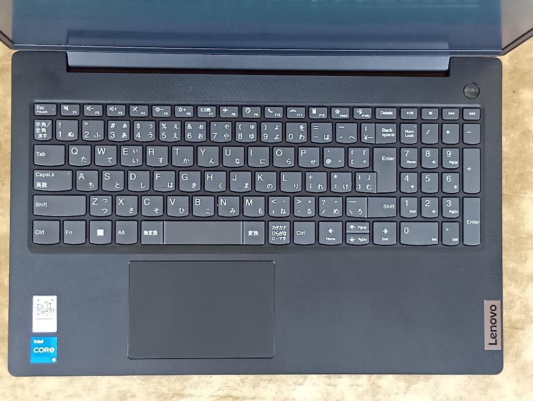 fake is crime機 Lenovo V15 Gen5 i5/24G